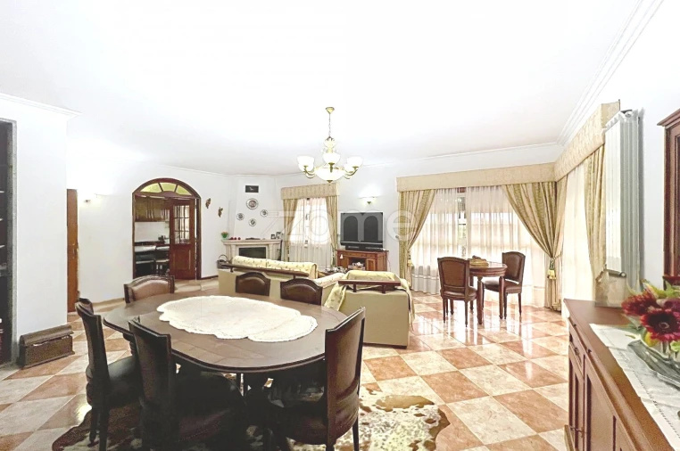 Moradia T8 para Venda em Portela do Fojo-Machio Foto 22