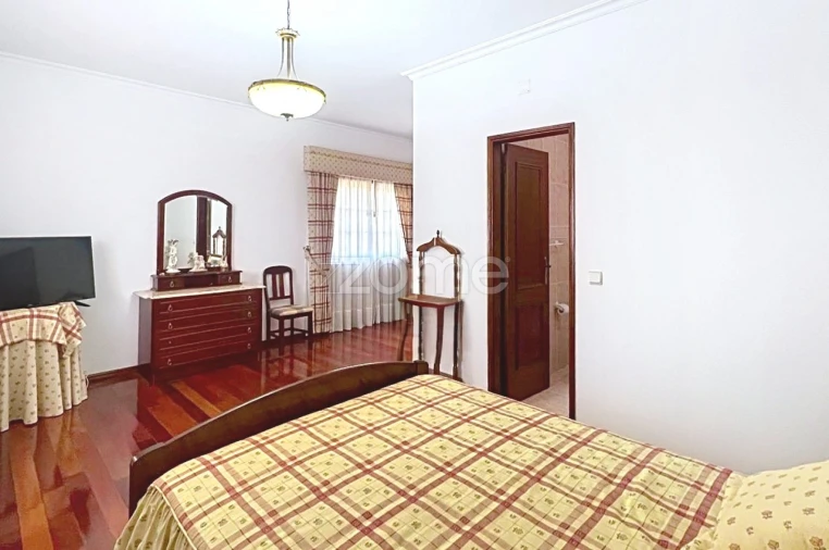 Moradia T8 para Venda em Portela do Fojo-Machio Foto 44