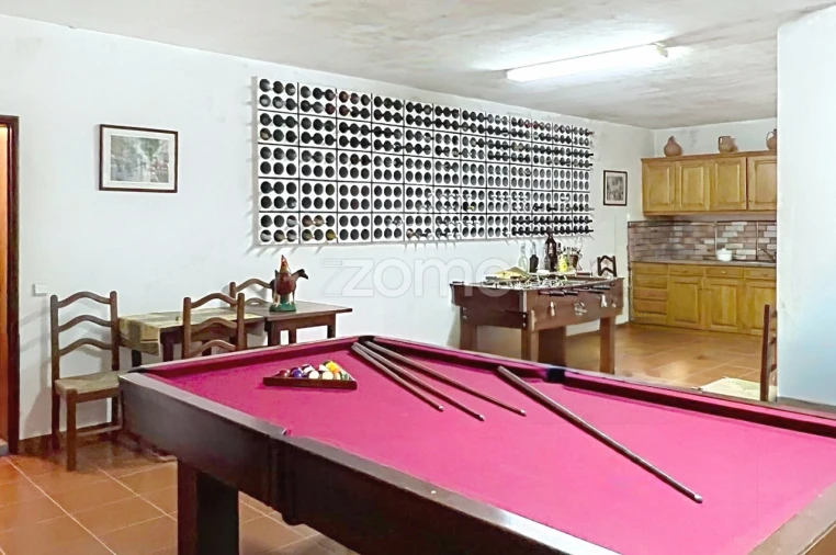 Moradia T8 para Venda em Portela do Fojo-Machio Foto 52