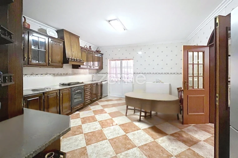 Moradia T8 para Venda em Portela do Fojo-Machio Foto 20