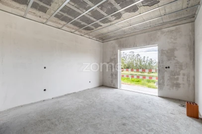 Moradia T3 para Venda em Cela