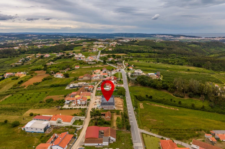 Moradia T3 para Venda em Cela Foto 56