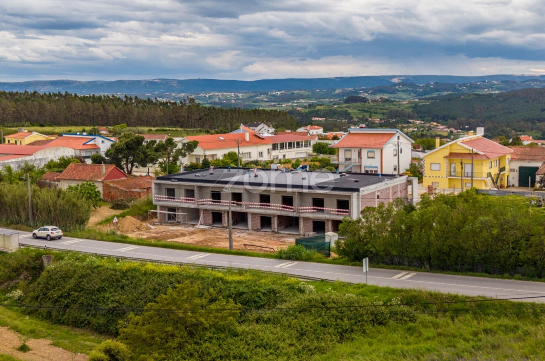 Moradia T3 para Venda em Cela Foto 10