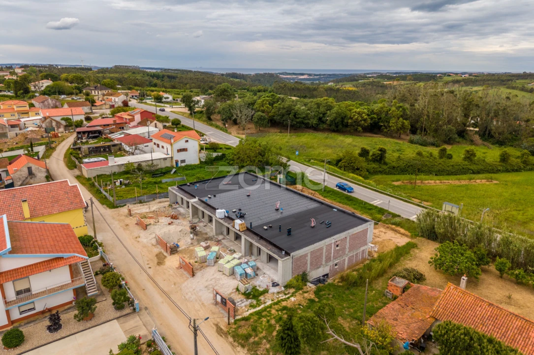 Moradia T3 para Venda em Cela Foto 13