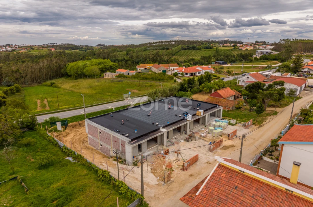 Moradia T3 para Venda em Cela Foto 16
