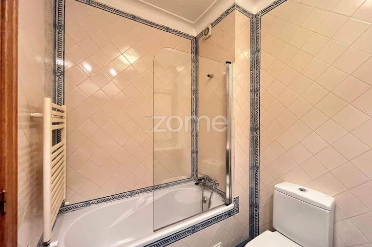 Apartamento T3 para Arrendamento em Santa Clara e Castelo Viegas Foto 14