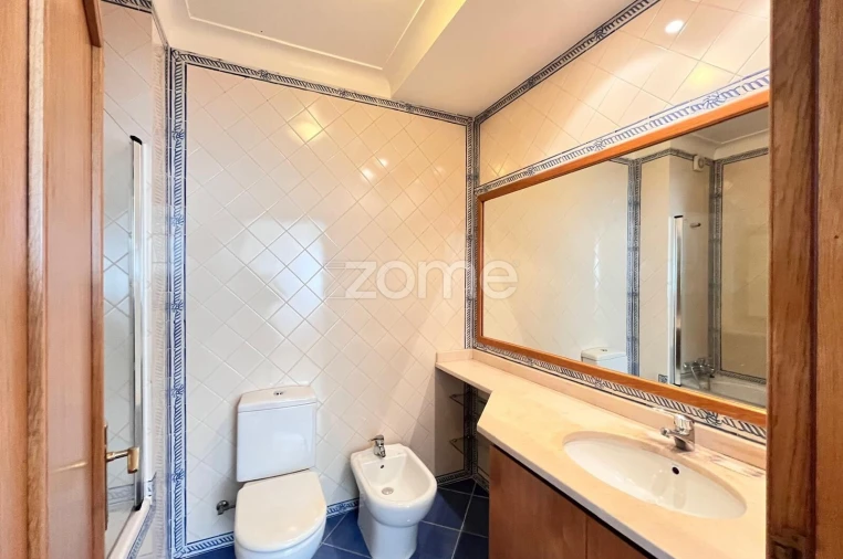 Apartamento T3 para Arrendamento em Santa Clara e Castelo Viegas Foto 6