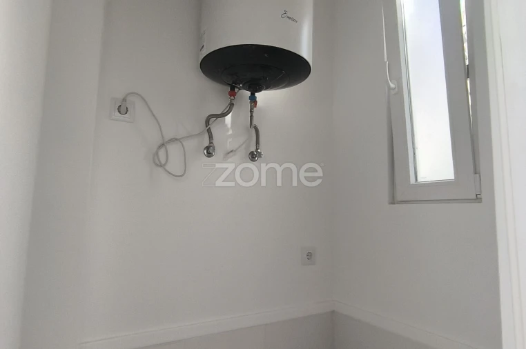 Apartamento T1 para Arrendamento em Avenidas Novas Foto 12