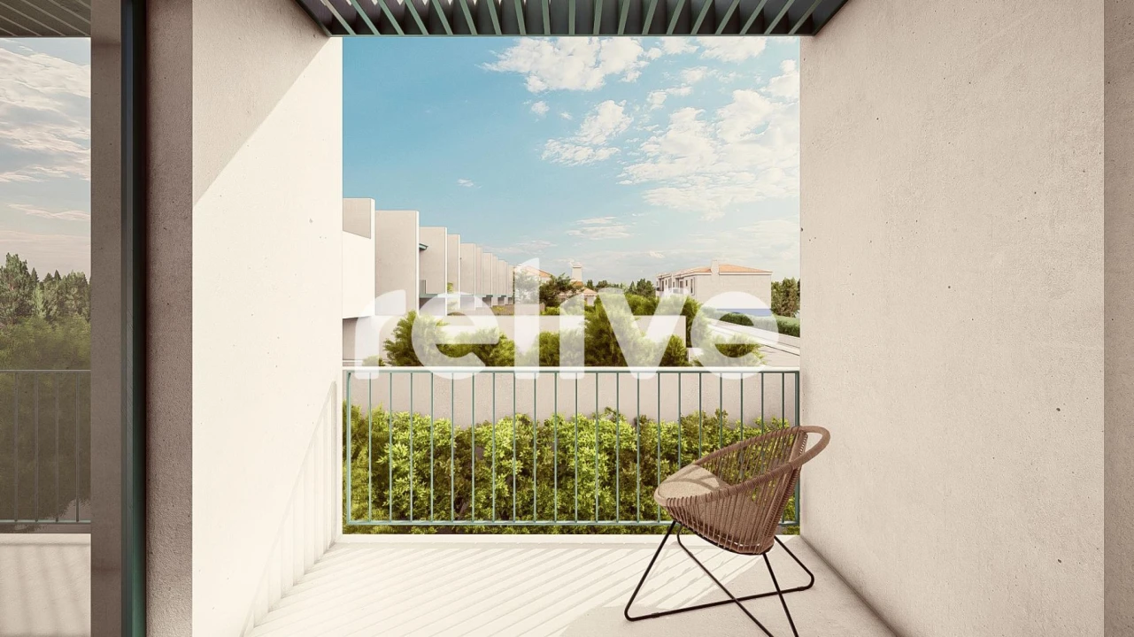 Apartamento T3 para Venda em Porto Covo Foto 2