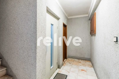 Apartamento T2 para Venda em Queluz e Belas