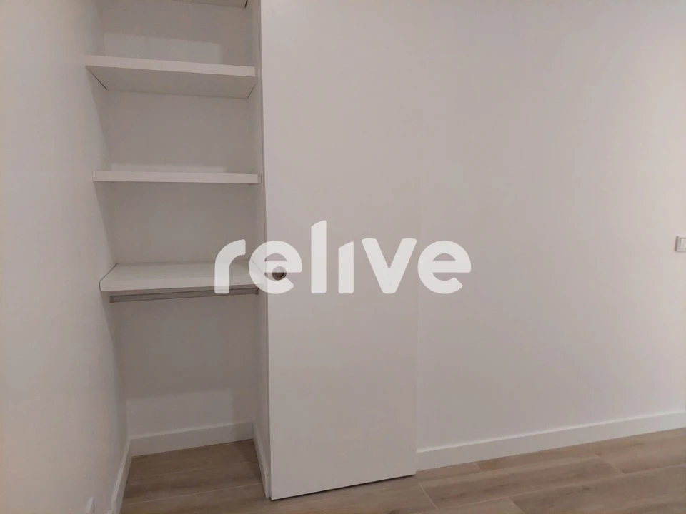 Apartamento T2 para Venda em Santa Maria, São Pedro e Matacães Foto 19