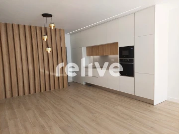 Apartamento T2 para Venda em Santa Maria, São Pedro e Matacães