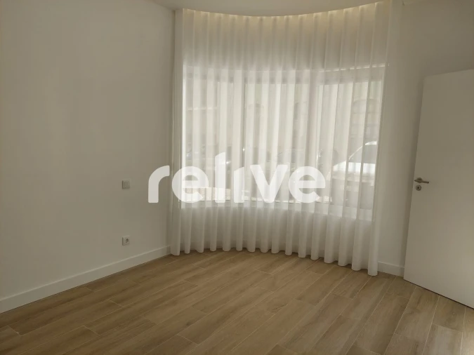 Apartamento T2 para Venda em Santa Maria, São Pedro e Matacães Foto 14