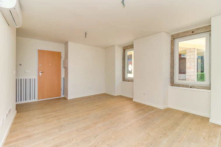 Apartamento T2 para Venda em Massamá e Monte Abraão Foto 2