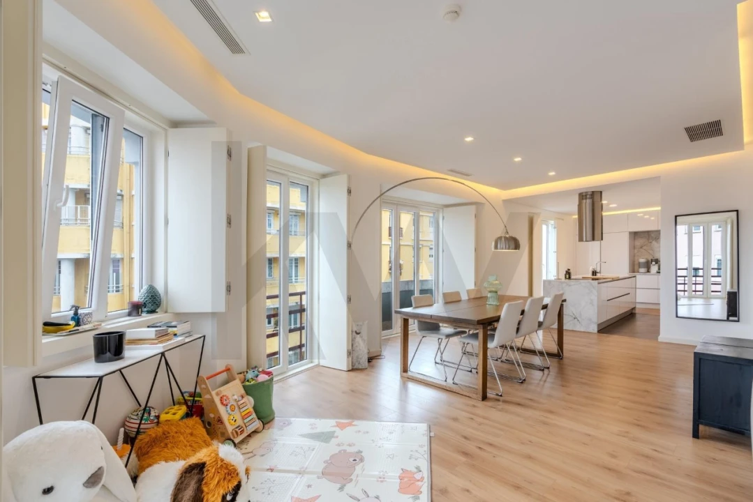 Apartamento T3 para Venda em Avenidas Novas Foto 1