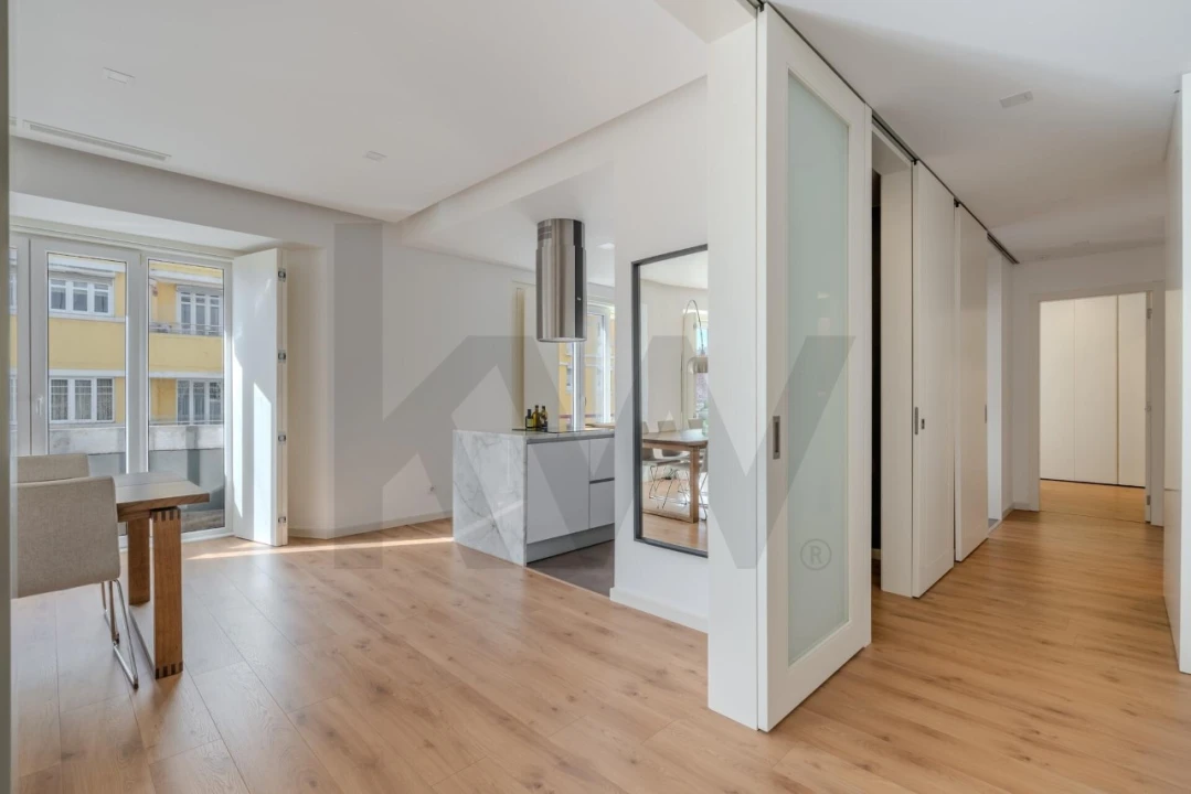 Apartamento T3 para Venda em Avenidas Novas Foto 5