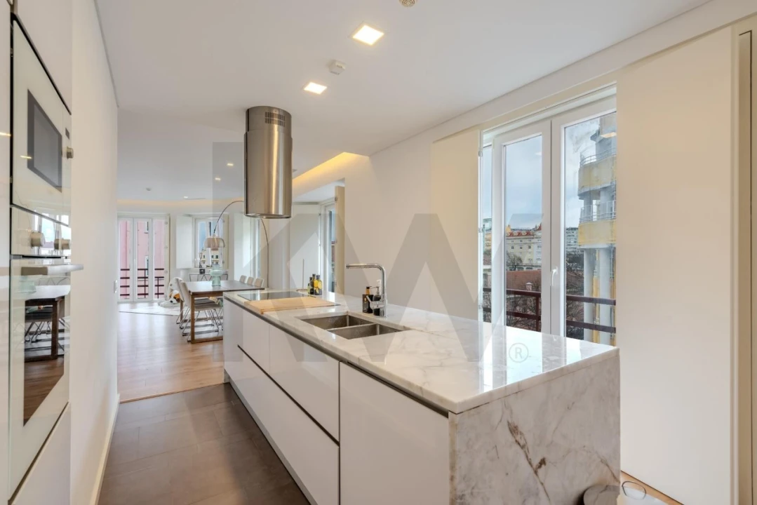 Apartamento T3 para Venda em Avenidas Novas Foto 11