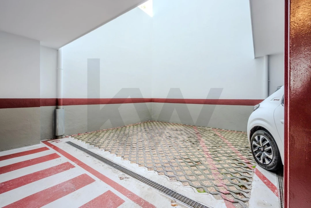 Apartamento T3 para Venda em Avenidas Novas Foto 38