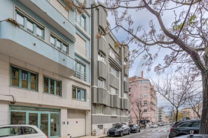 Apartamento T3 para Venda em Avenidas Novas