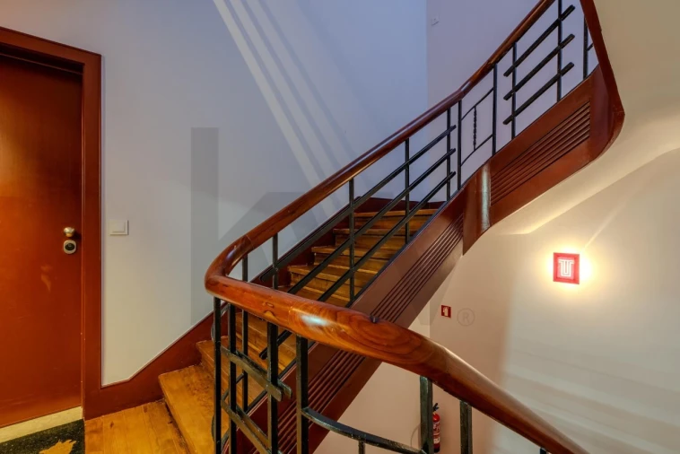 Apartamento T3 para Venda em Avenidas Novas Foto 33