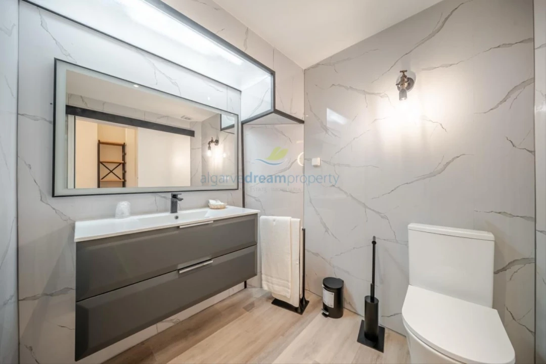 Apartamento para Venda em Albufeira e Olhos de Água Foto 10