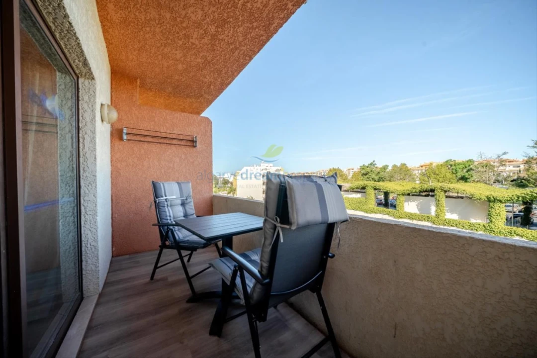 Apartamento para Venda em Albufeira e Olhos de Água Foto 16