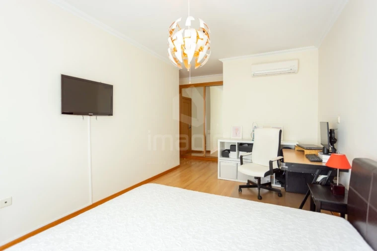 Apartamento T2 para Venda em Vialonga Foto 19