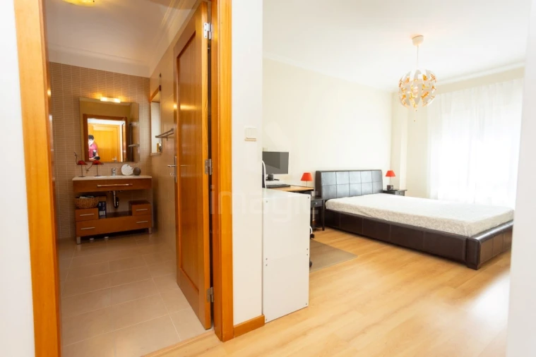 Apartamento T2 para Venda em Vialonga Foto 18