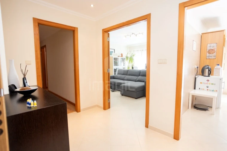 Apartamento T2 para Venda em Vialonga Foto 3