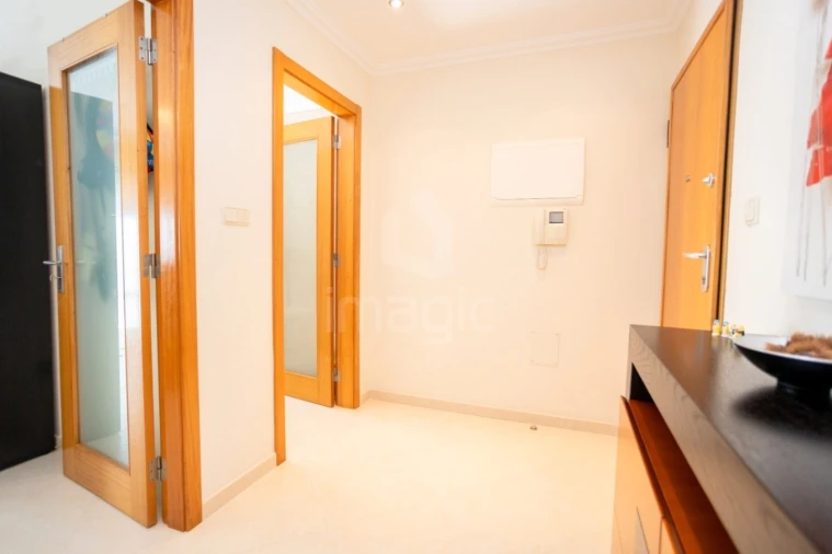 Apartamento T2 para Venda em Vialonga Foto 4