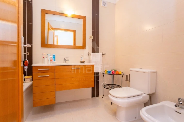 Apartamento T2 para Venda em Vialonga Foto 16