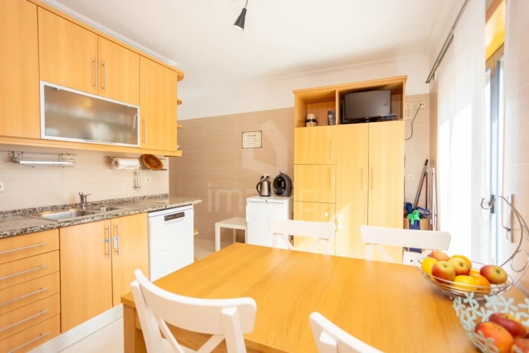 Apartamento T2 para Venda em Vialonga Foto 10