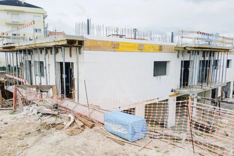 Apartamento T2 para Venda em Leiria, Pousos, Barreira e Cortes Foto 4