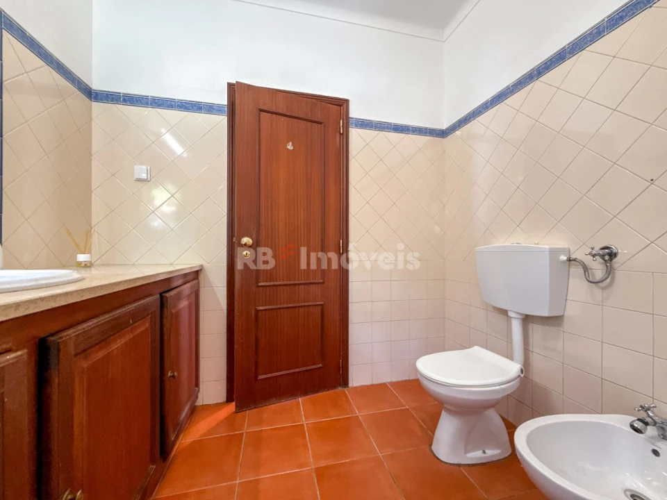 Moradia T3 para Venda em Serra e Junceira Foto 31