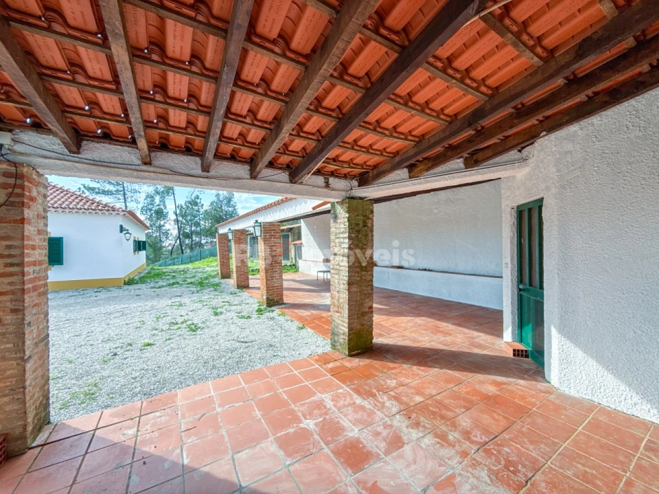 Moradia T3 para Venda em Serra e Junceira Foto 71