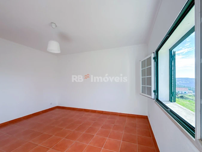 Moradia T3 para Venda em Serra e Junceira Foto 42