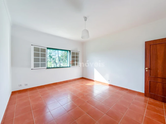 Moradia T3 para Venda em Serra e Junceira Foto 38