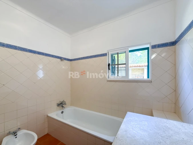 Moradia T3 para Venda em Serra e Junceira Foto 32