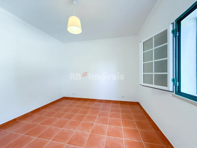 Moradia T3 para Venda em Serra e Junceira Foto 48