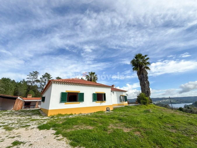 Moradia T3 para Venda em Serra e Junceira Foto 60