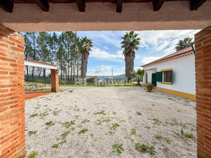 Moradia T3 para Venda em Serra e Junceira Foto 74