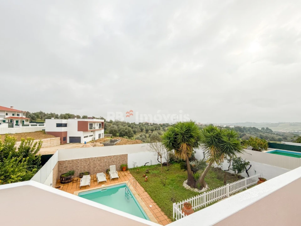 Moradia T5 para Venda em Torres Novas (São Pedro), Lapas e Ribeira Branca Foto 6