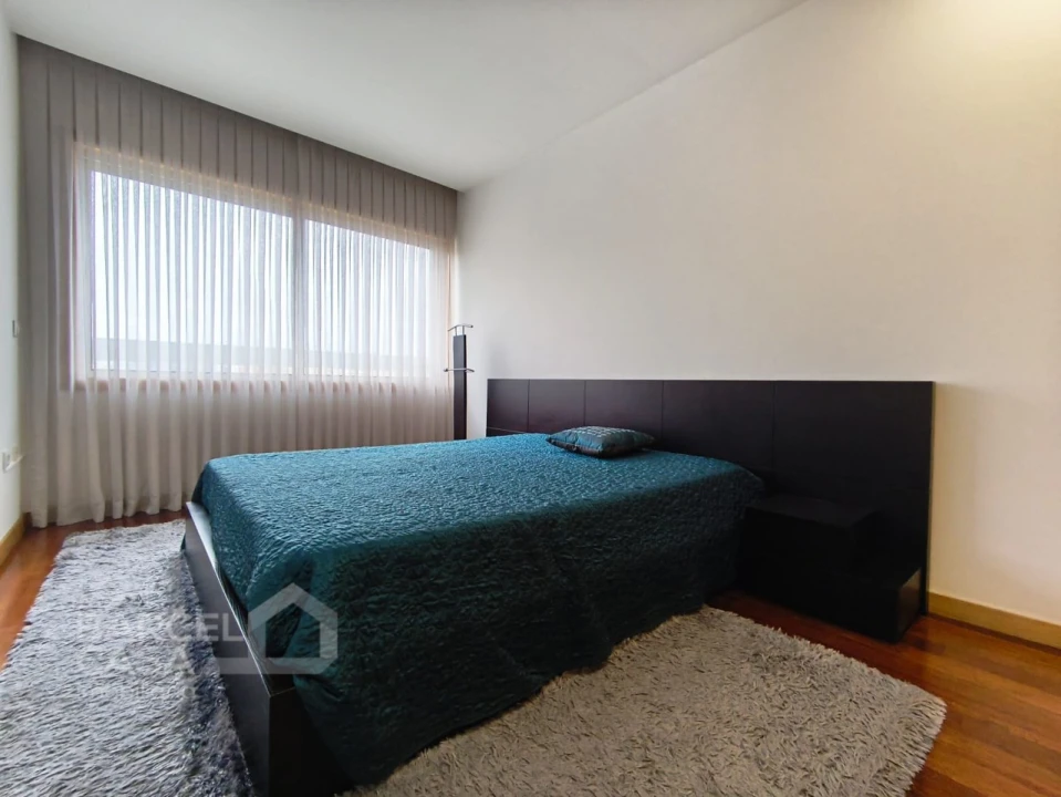 Apartamento T2 para Venda em Arcozelo Foto 23