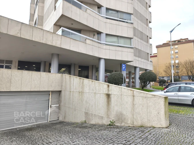 Apartamento T2 para Venda em Arcozelo Foto 32