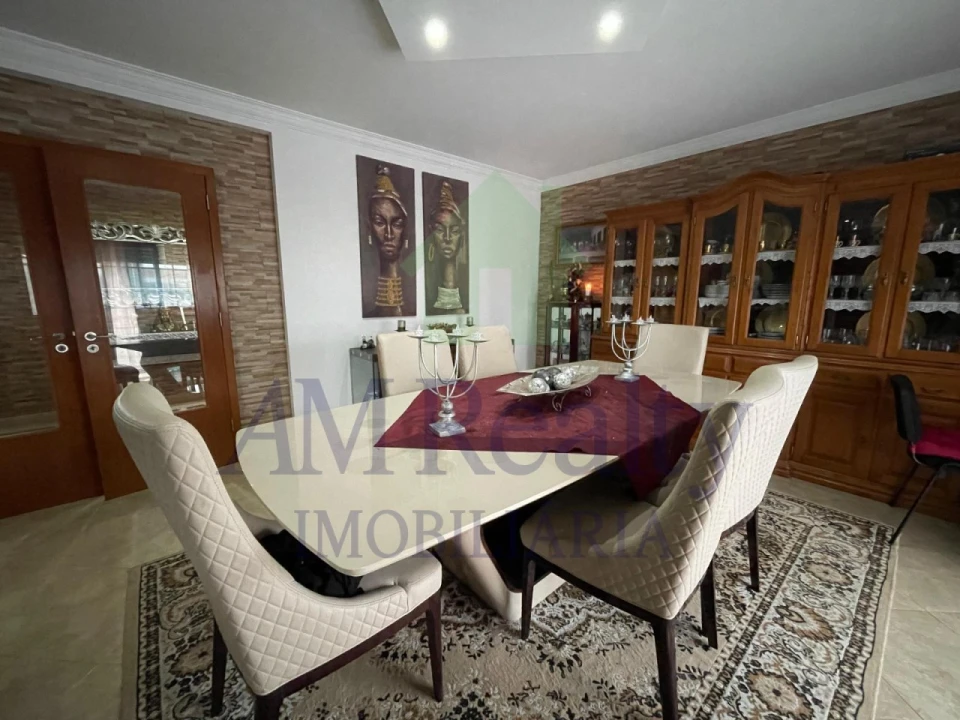 Moradia T4 para Venda em Atouguia da Baleia Foto 19