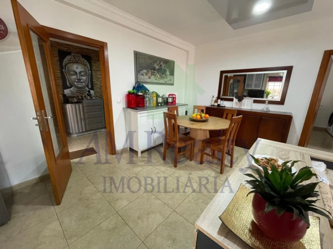 Moradia T4 para Venda em Atouguia da Baleia Foto 6