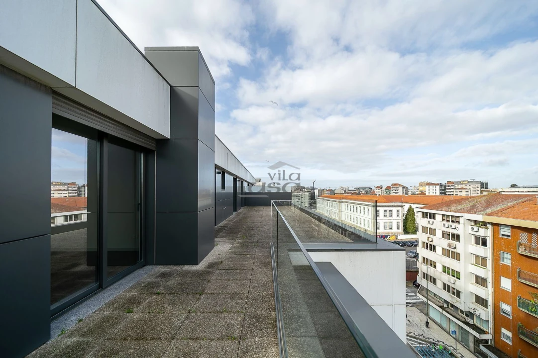 Apartamento T4 para Venda em Cedofeita, Santo Ildefonso, Sé, Miragaia, São Nicolau e Vitória Foto 12