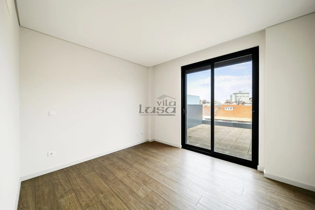 Apartamento T4 para Venda em Cedofeita, Santo Ildefonso, Sé, Miragaia, São Nicolau e Vitória Foto 19