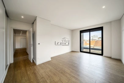 Apartamento T4 para Venda em Cedofeita, Santo Ildefonso, Sé, Miragaia, São Nicolau e Vitória