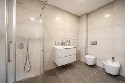 Apartamento T4 para Venda em Cedofeita, Santo Ildefonso, Sé, Miragaia, São Nicolau e Vitória